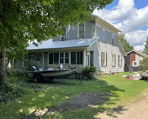 965 Miller, Plainwell, MI 49080
