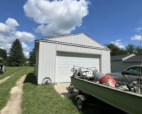 965 Miller, Plainwell, MI 49080 photo 5