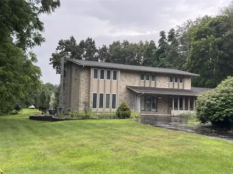 3145 Fawn, Jackson, MI 49201