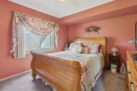 17736 Joseph Dr, Macomb, MI 48044 photo 29