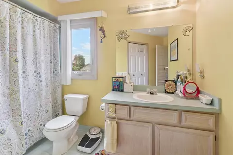 17736 Joseph Dr, Macomb, MI 48044 photo 26