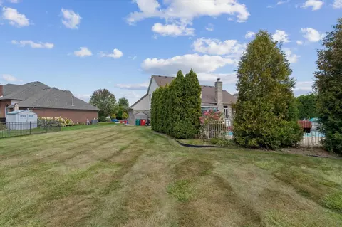 17736 Joseph Dr, Macomb, MI 48044 photo 43