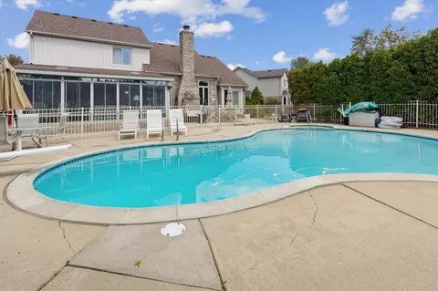 17736 Joseph Dr, Macomb, MI 48044 photo 35