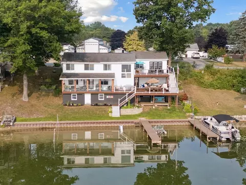 1361 S Derby, Stanton, MI 48888