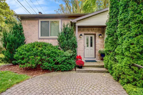 1817 Burns, Ypsilanti, MI 48197