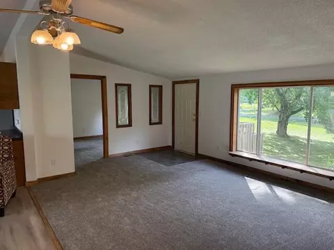 Living - 14074 Elder, Grant, MI 49327 photo 2 of 5