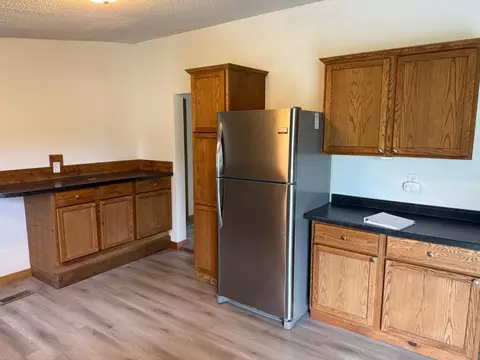 Kitchen - 14074 Elder, Grant, MI 49327 photo 4 of 4