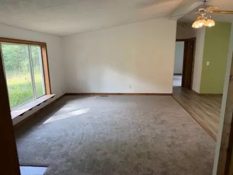 Living - 14074 Elder, Grant, MI 49327 photo 5 of 5