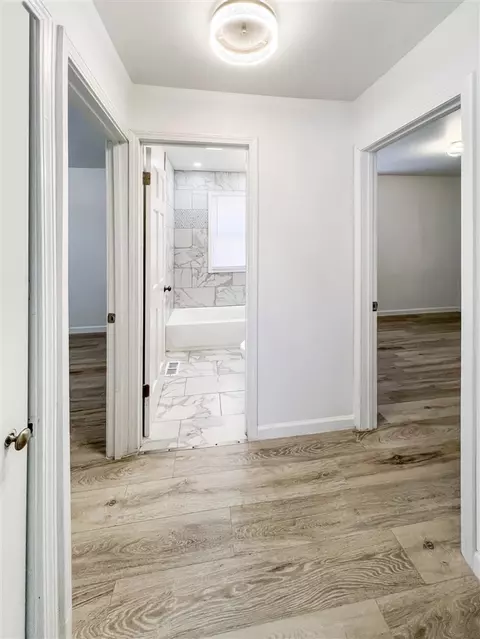 Entry Way - 14074 Hendricks, Warren, MI 48089 photo 1 of 4