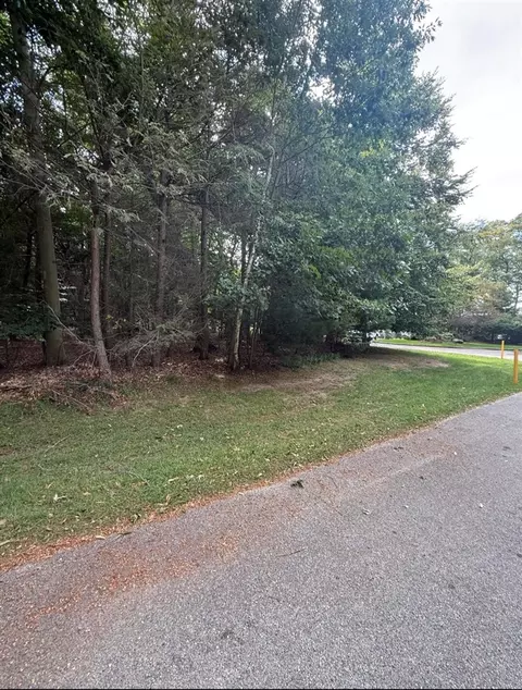 4230 Braeburn, Norton Shores, MI 49441