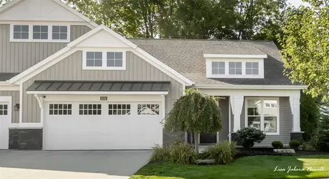6124 Harmon Grn, Grandville, MI 49418