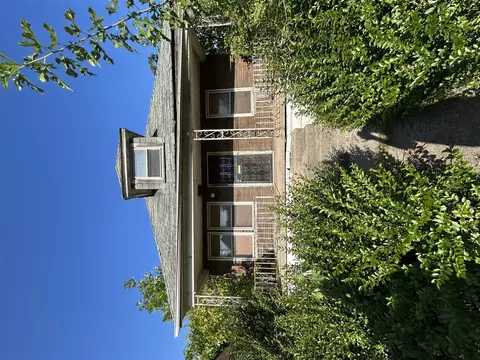 10270 Cameron, Detroit, MI 48211