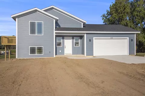 2208 26th, Allegan, MI 49010