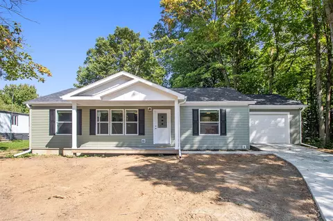 310 N First St, Cassopolis, MI 49031