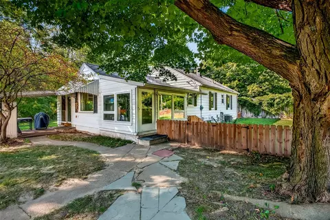 14461 16th, Marne, MI 49435
