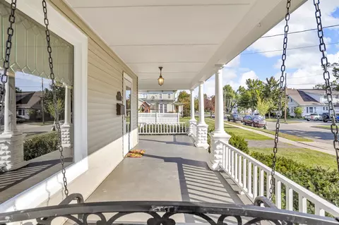 Exterior - 207 S S Un, Tecumseh, MI 49286 photo 5 of 13
