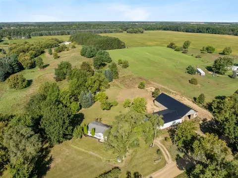 7131 Cowman, Hubbardston, MI 48845