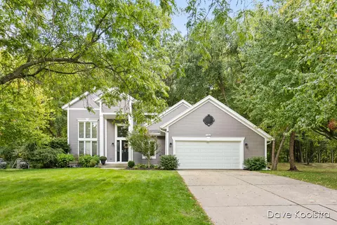7350 Decosta, Rockford, MI 49341