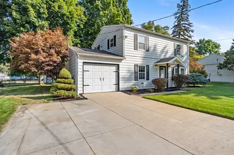 Exterior - 264 Amherst, Jackson, MI 49203 photo 3 of 10