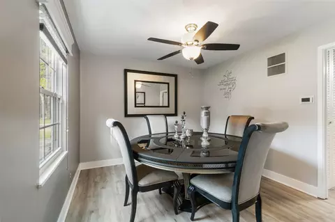 Dining - 264 Amherst, Jackson, MI 49203 photo 5 of 5