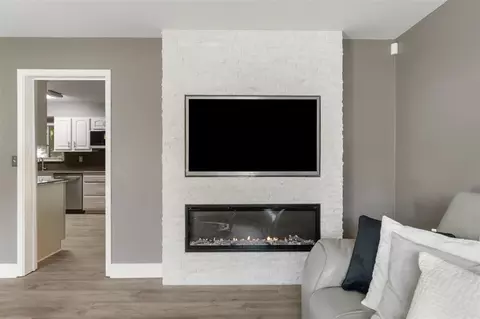 Living - 264 Amherst, Jackson, MI 49203 photo 1 of 3