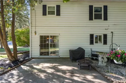 Exterior - 264 Amherst, Jackson, MI 49203 photo 9 of 10