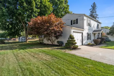 Exterior - 264 Amherst, Jackson, MI 49203 photo 4 of 10