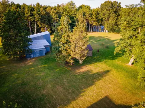 View/Area - 5820 Squires, Jackson, MI 49201 photo 2 of 19