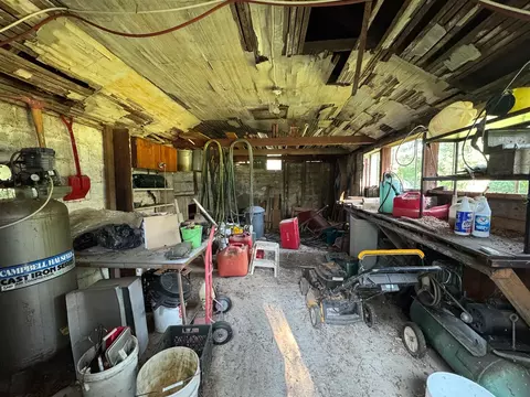 Exterior - 5820 Squires, Jackson, MI 49201 photo 15 of 15