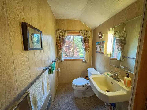 Bath - 5820 Squires, Jackson, MI 49201 photo 1 of 3