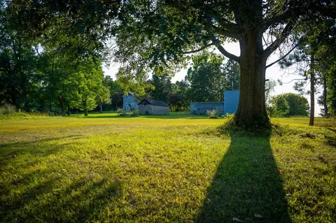 Exterior - 5820 Squires, Jackson, MI 49201 photo 12 of 15