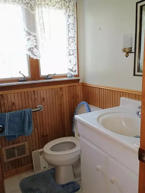 700 Berger, Saline, MI 48176 photo 9