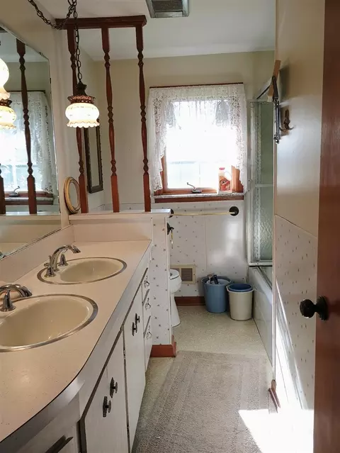 700 Berger, Saline, MI 48176 photo 17