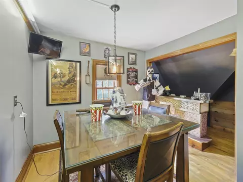 Dining - 516 Maple, Manistee, MI 49660 photo 3 of 6