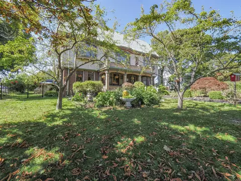Exterior - 516 Maple, Manistee, MI 49660 photo 5 of 21