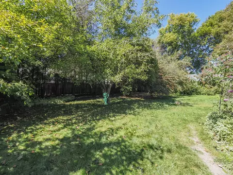 Exterior - 516 Maple, Manistee, MI 49660 photo 18 of 21
