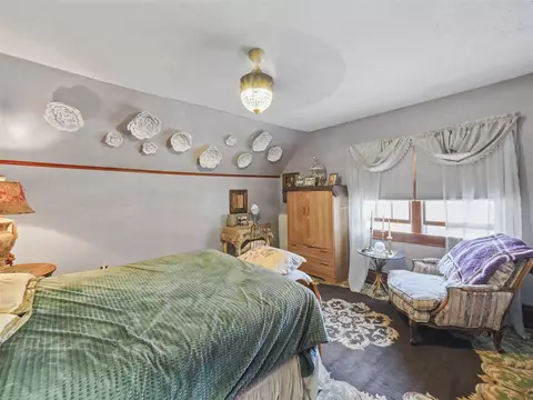 Bedroom - 516 Maple, Manistee, MI 49660 photo 6 of 7