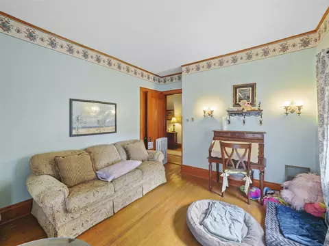Living - 516 Maple, Manistee, MI 49660 photo 8 of 15