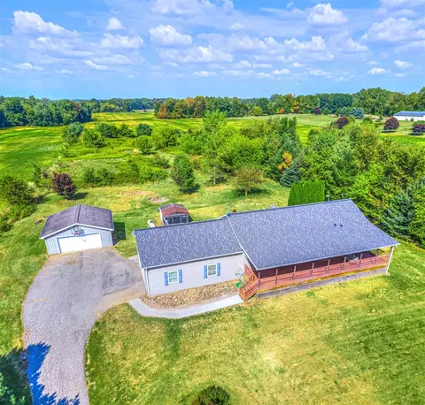 1460 W Fitchburg, Leslie, MI 49251