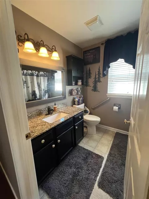 Bath - 111 Foxtail, Ionia, MI 48846 photo 1 of 2