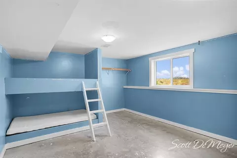 Bedroom - 12310 Mac, Belding, MI 48809 photo 7 of 8