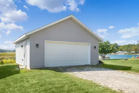 Exterior - 12310 Mac, Belding, MI 48809 photo 5 of 8