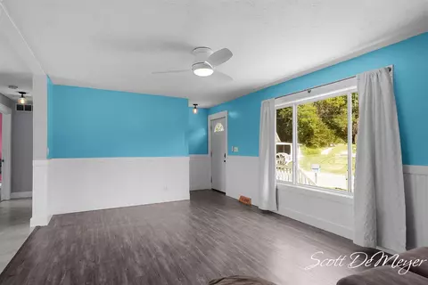 Living - 12310 Mac, Belding, MI 48809 photo 3 of 3