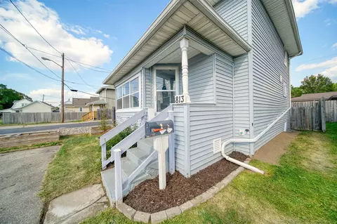 Exterior - 813 Cooper, Jackson, MI 49203 photo 3 of 8