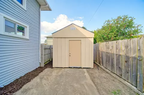 Exterior - 813 Cooper, Jackson, MI 49203 photo 8 of 8