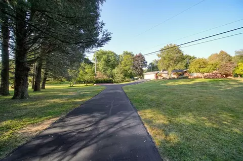 Exterior - 2930 Robinson, Jackson, MI 49203 photo 1 of 16