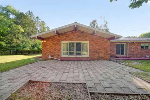 Exterior - 2930 Robinson, Jackson, MI 49203 photo 13 of 16