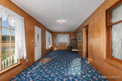 Entry Way - 5394 W Stanton, Stanton, MI 48888 photo 2 of 3