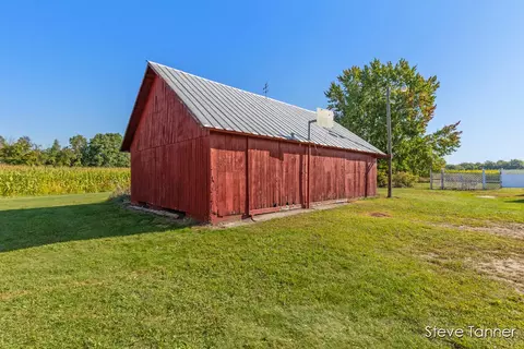 Exterior - 5394 W Stanton, Stanton, MI 48888 photo 10 of 10