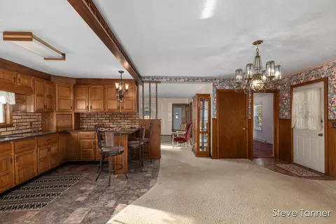 Entry Way - 5394 W Stanton, Stanton, MI 48888 photo 1 of 3